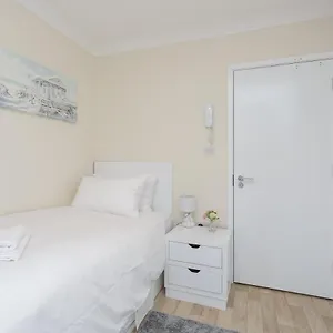 Blackberry - Stylish Self-contained Flats In Soton Centre Apartment